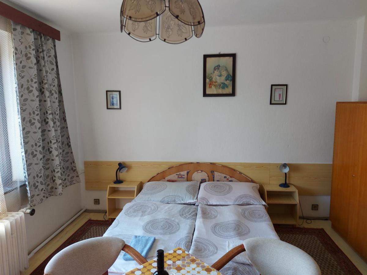 Pension Maan Tatranska Strba Esterno foto